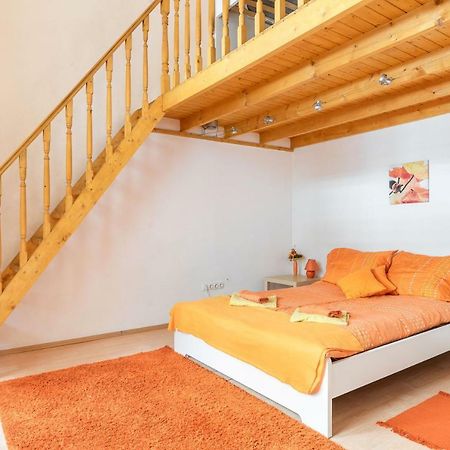 Izabella Home Budapest Exterior photo