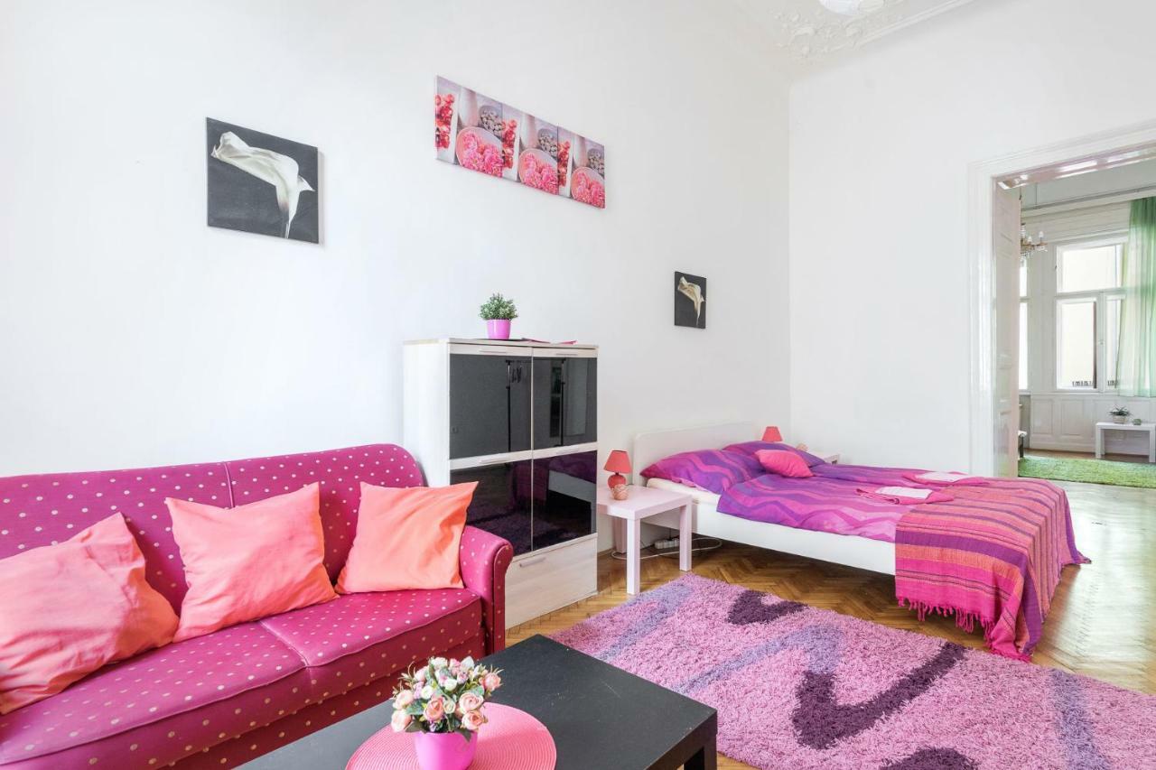 Izabella Home Budapest Exterior photo