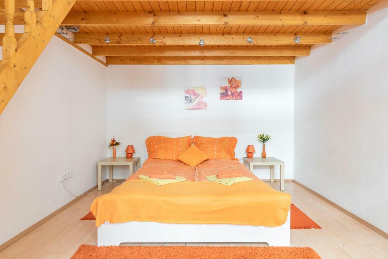 Izabella Home Budapest Exterior photo